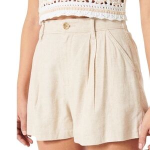 Hollister Women's Ultra High Rise Linen Shorts
